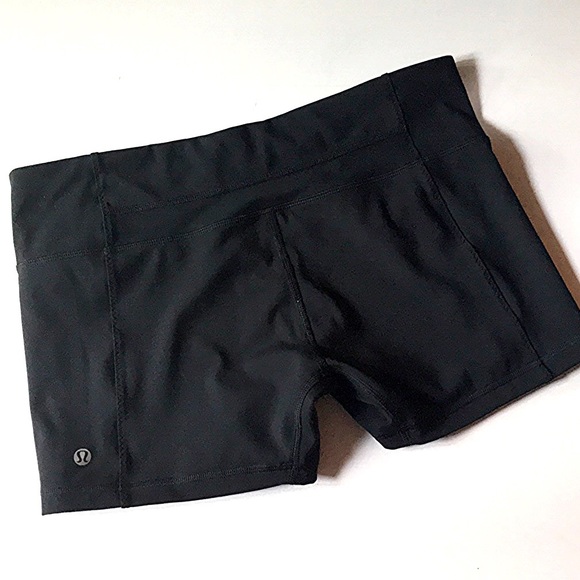 lululemon athletica Pants - Lululemon moisture wicking shorts